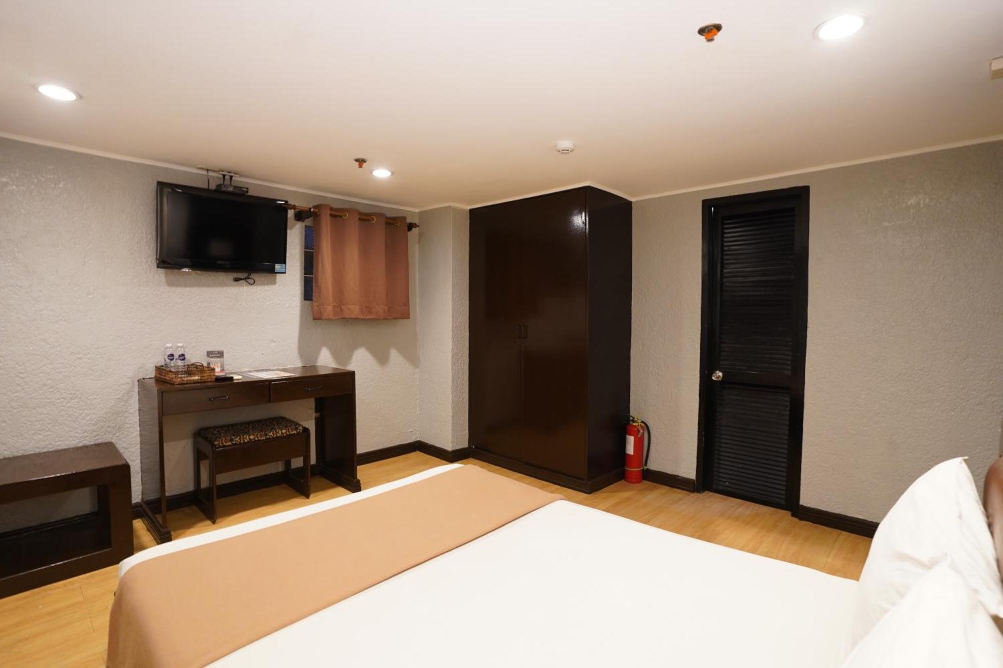 Arzo Hotel Manila Luaran gambar